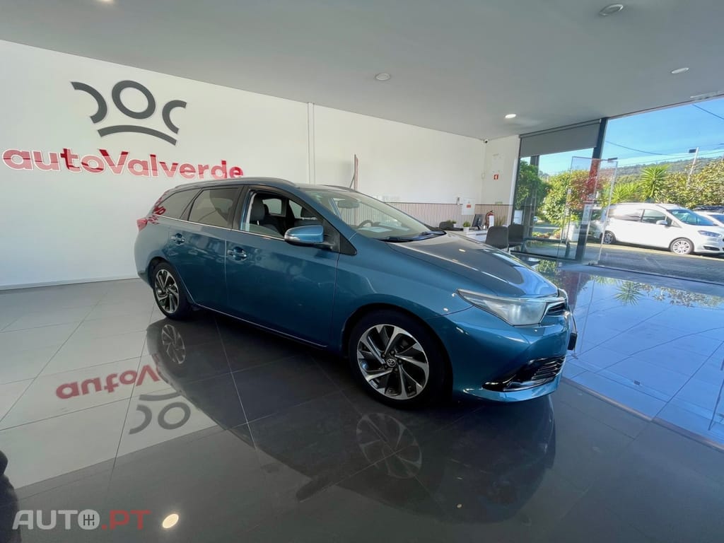 Toyota Auris 1.8 HSD Comfort