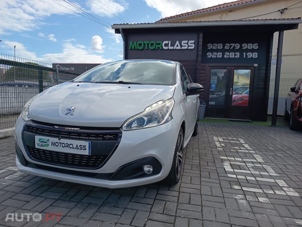 Peugeot 208 1.2 PureTech GT Line