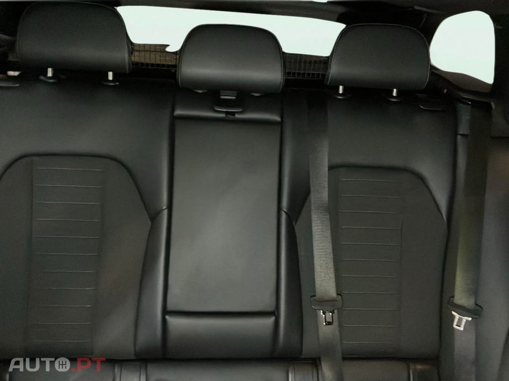 BMW 320 e Sport Line