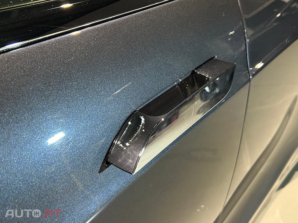 Tesla Model S 75D