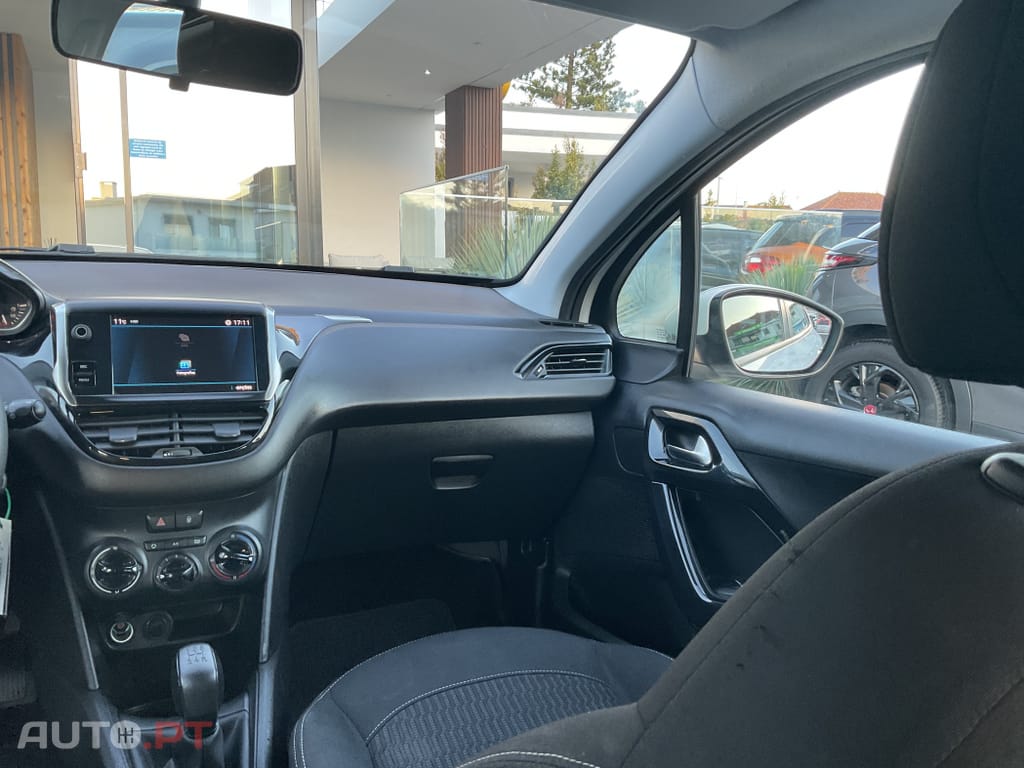 Peugeot 208 1.6 BlueHDi Active