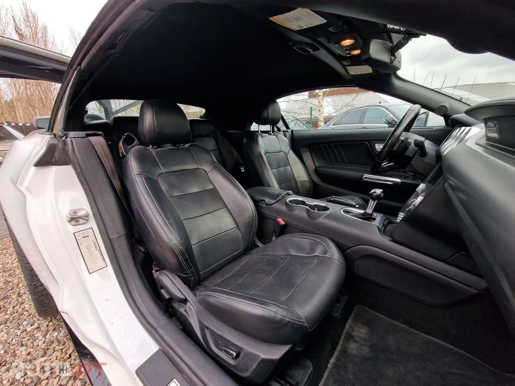 Ford Mustang Convertible 2.3 Eco Boost