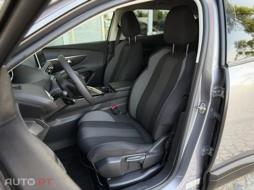 Peugeot 3008 1.5 BlueHDi Active