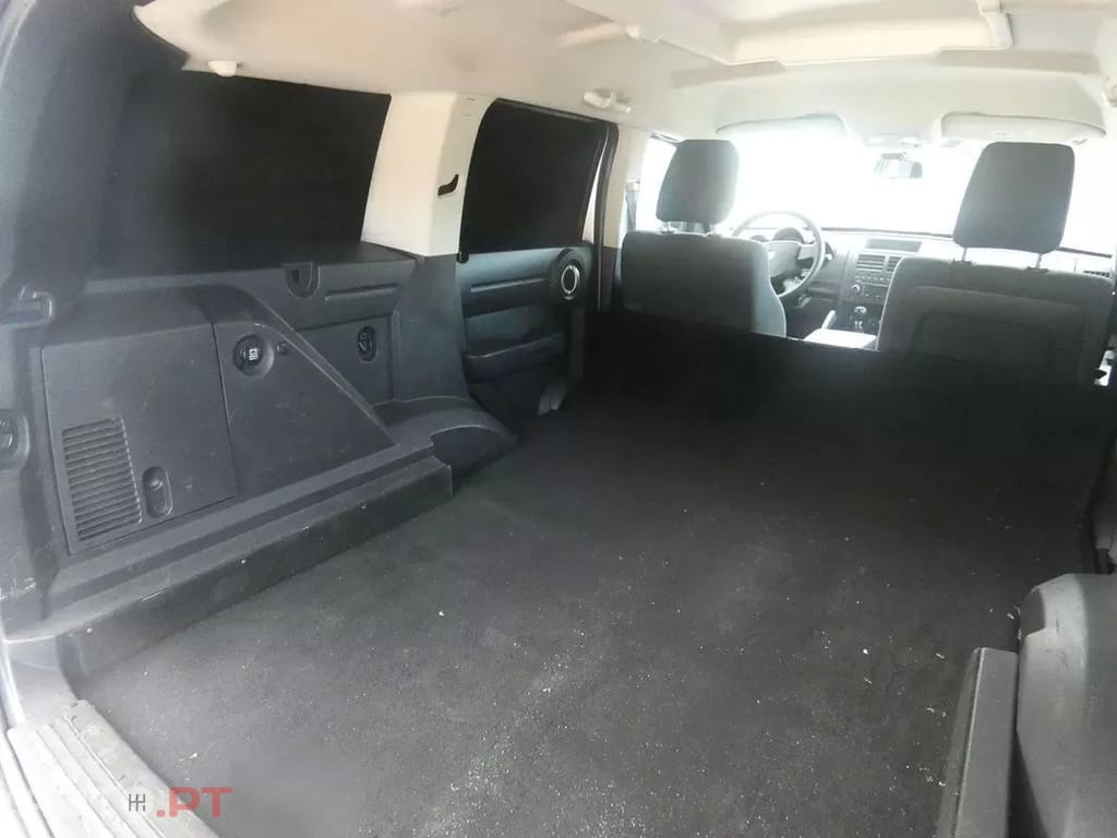 Dodge Nitro  2 8 Crd Dpf Se 2wd