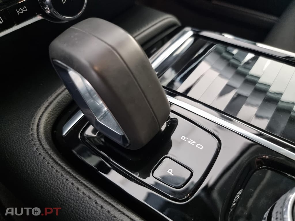 Volvo V60 2.0 T6 AWD TE Inscription Expression — fotografia 40
