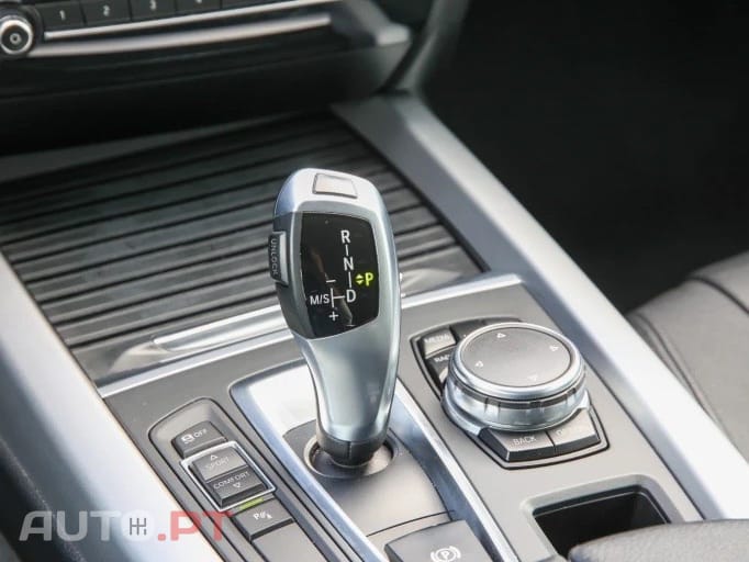 BMW X5 25 d sDrive Comfort 7L