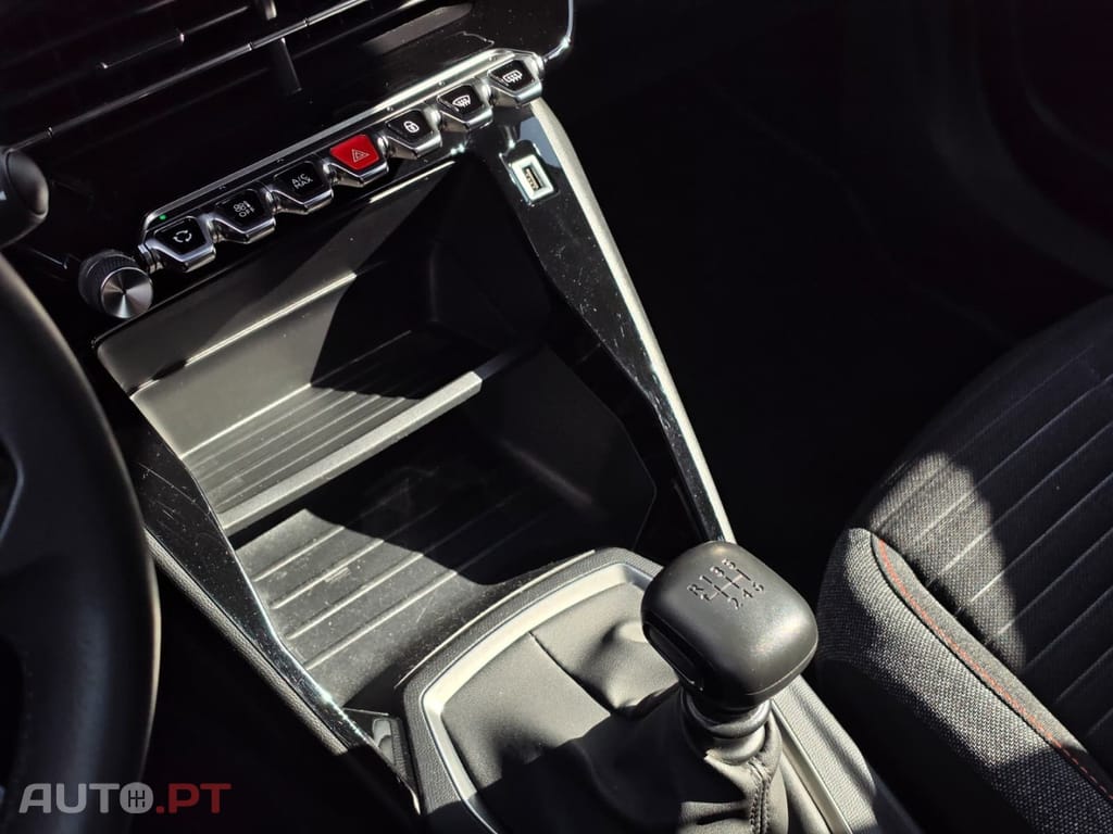 Peugeot 2008 PureTech 100 Active