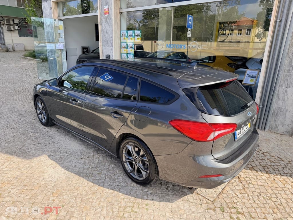 Ford Focus SW 1.0 EcoBoost ST-Line X