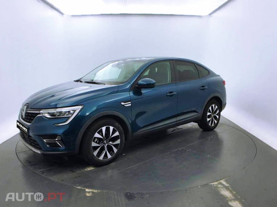 Renault Arkana 1.6 E-Tech Business