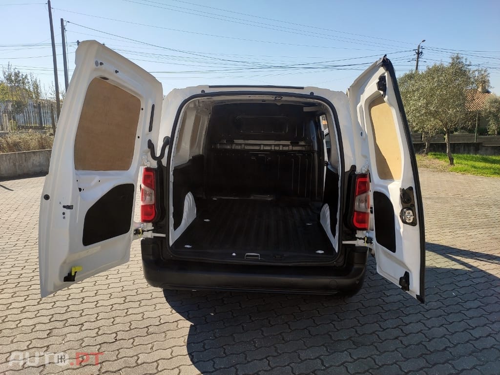 Peugeot Partner 1.5 BlueHDi Asphalt Longa