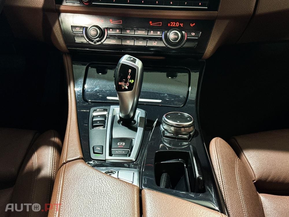 BMW 520 d Pack Desportivo M Auto