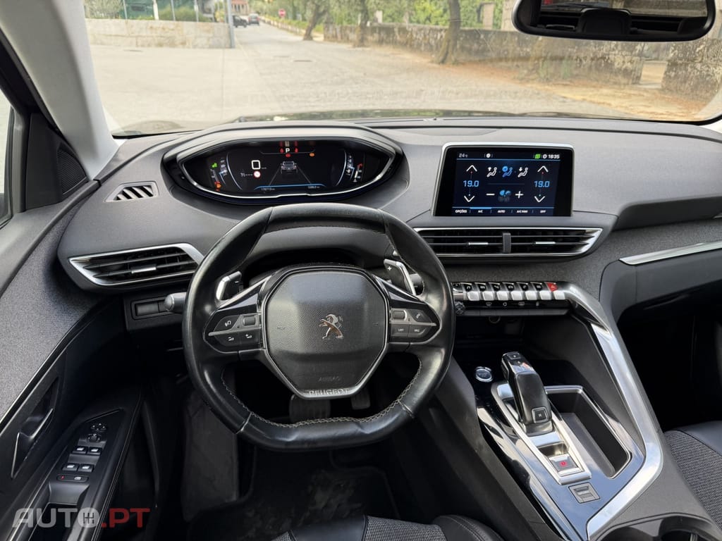 Peugeot 3008 1.6 BlueHDi Allure EAT6