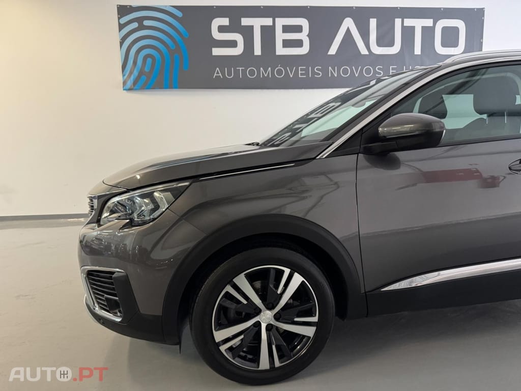 Peugeot 5008 1.5 BlueHDi Allure