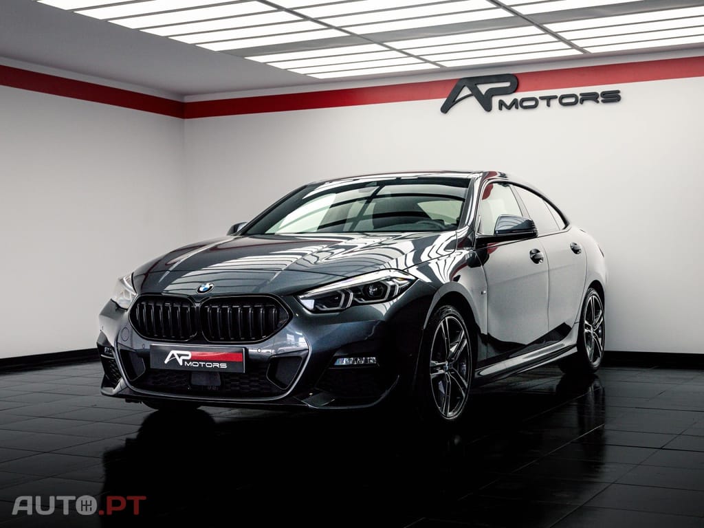 BMW 218 i Pack Desportivo M