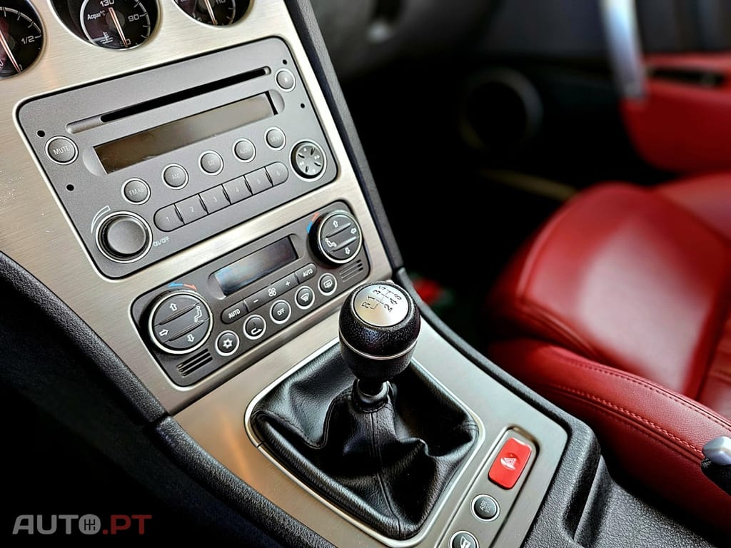 Alfa Romeo Spider 2.2 JTS 16V