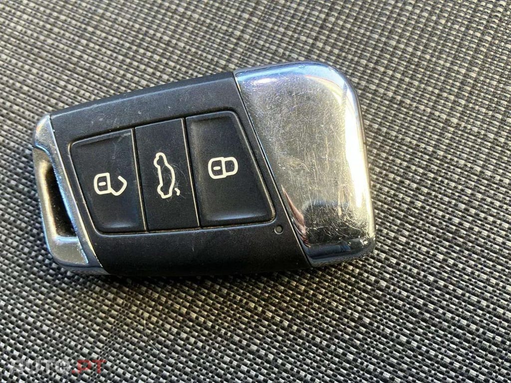 Volkswagen Passat 1.6 TDI Business DSG