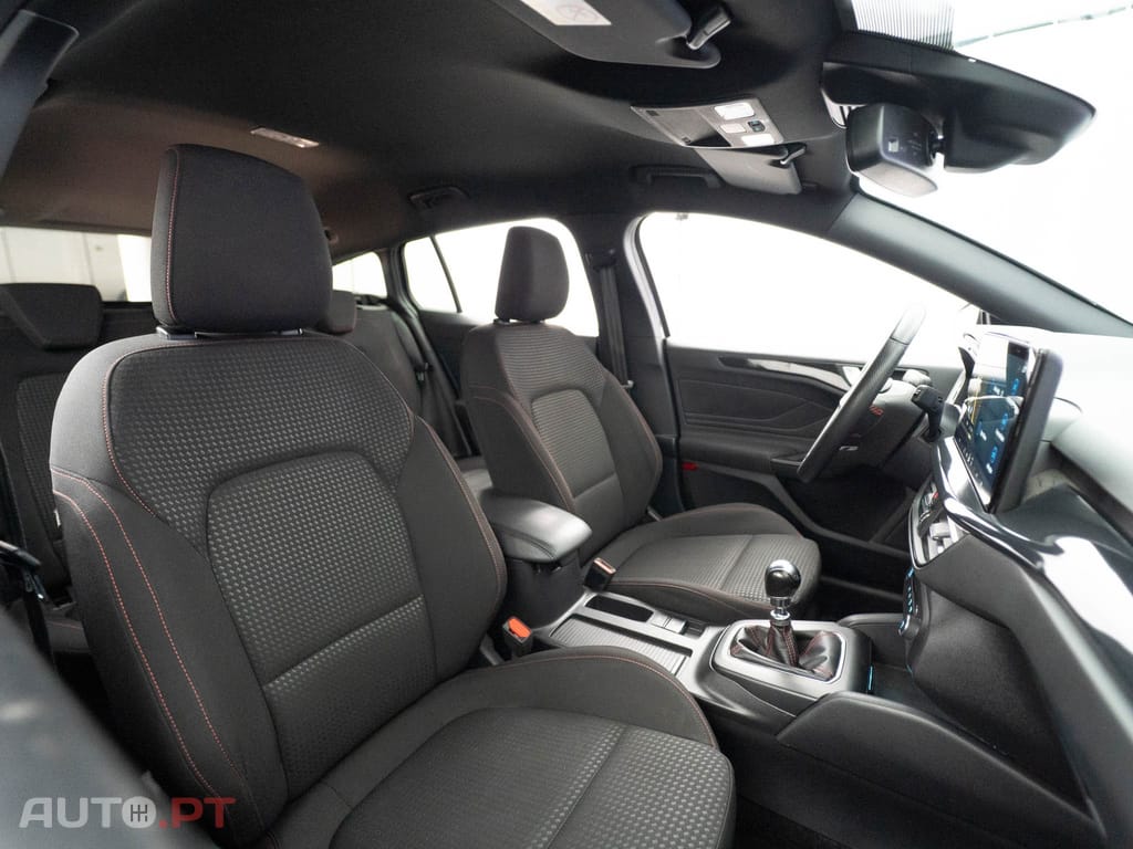 Ford Focus SW 1.0 EcoBoost MHEV ST-Line