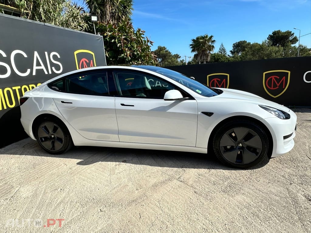 Tesla Model 3 Standard