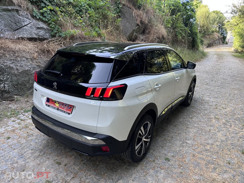 Peugeot 3008 1.2 PureTech Allure EAT8