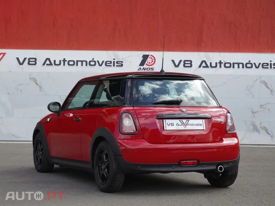 MINI Cooper Cooper D