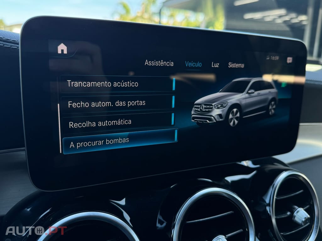 Mercedes-Benz GLC 300 e 4Matic