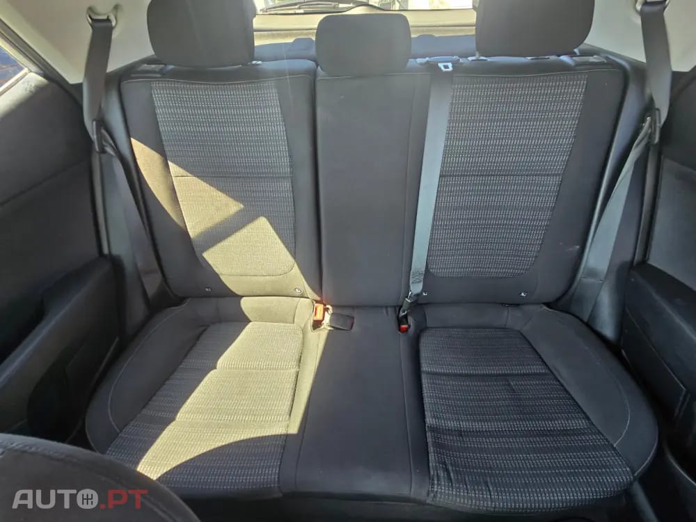 Kia Stonic 1.6 CRDi LX