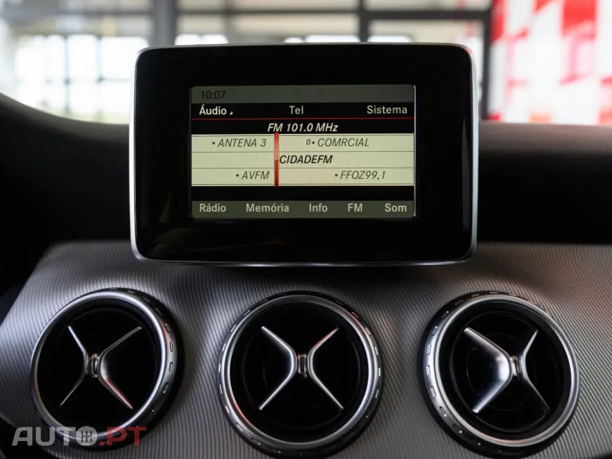 Mercedes-Benz GLA 200 CDI Aut.