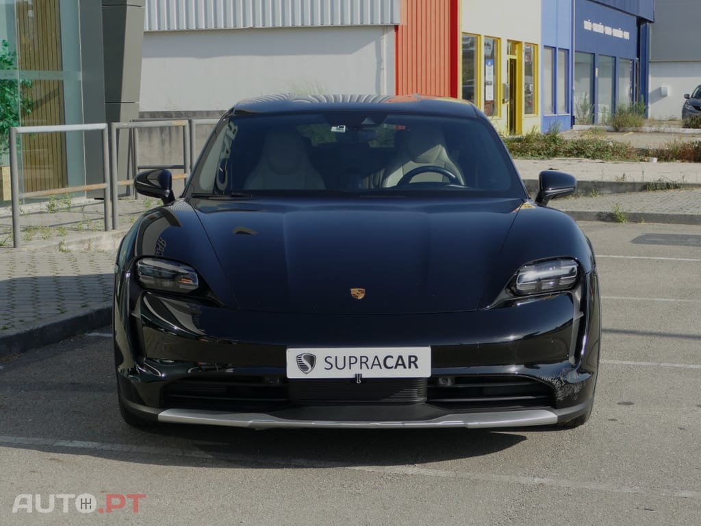 Porsche Taycan 4S