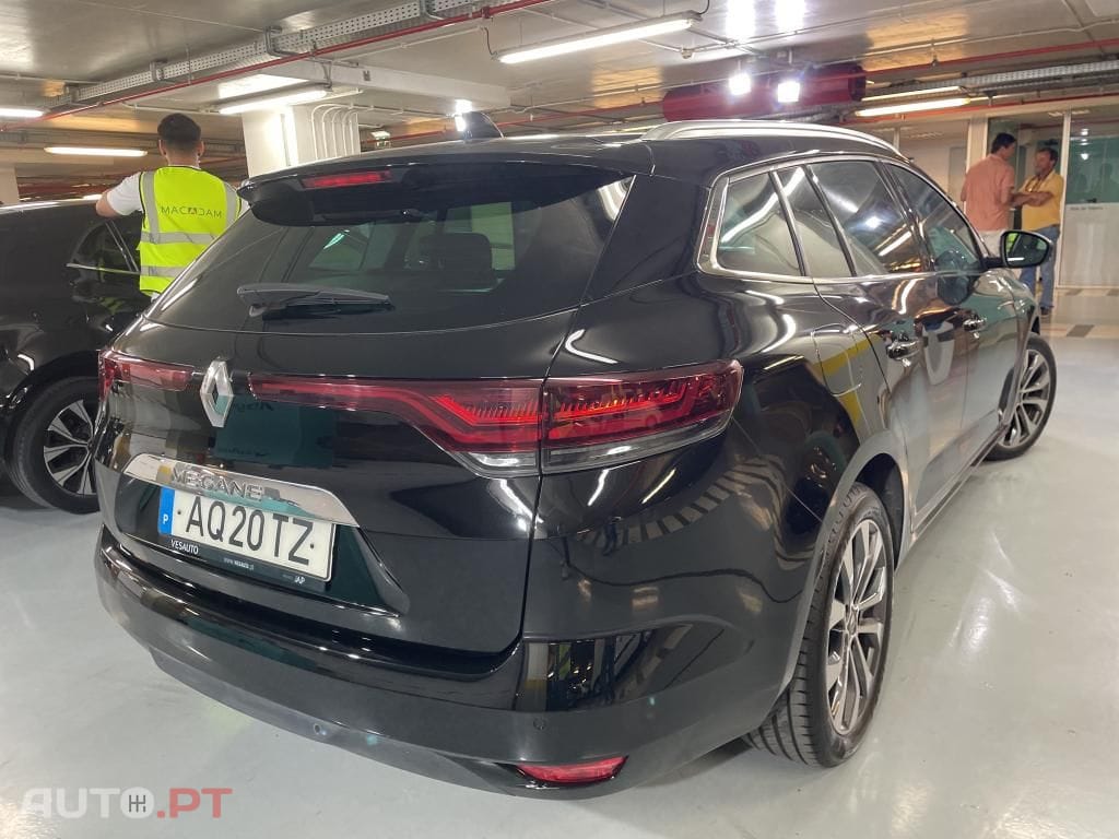 Renault Mégane Sport Tourer 1.5 Blue dCi Intens EDC
