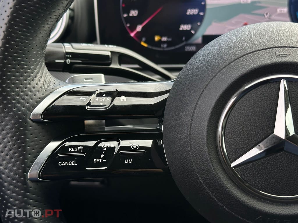 Mercedes-Benz C 300 e AMG Line