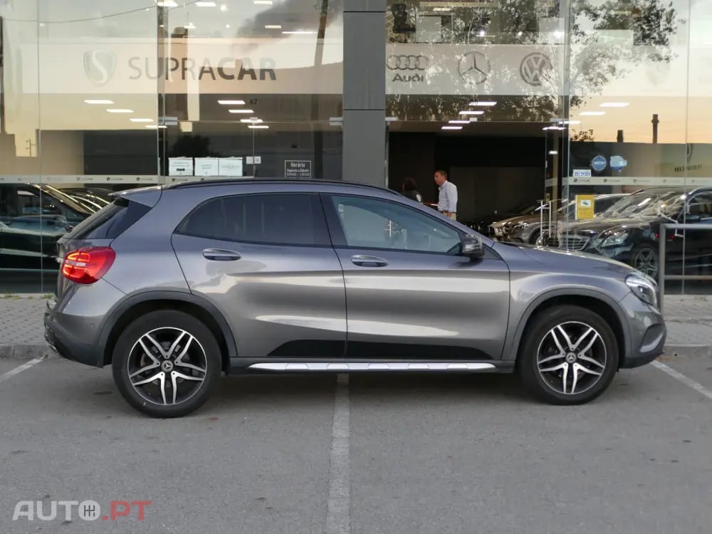 Mercedes-Benz GLA 220 d Urban