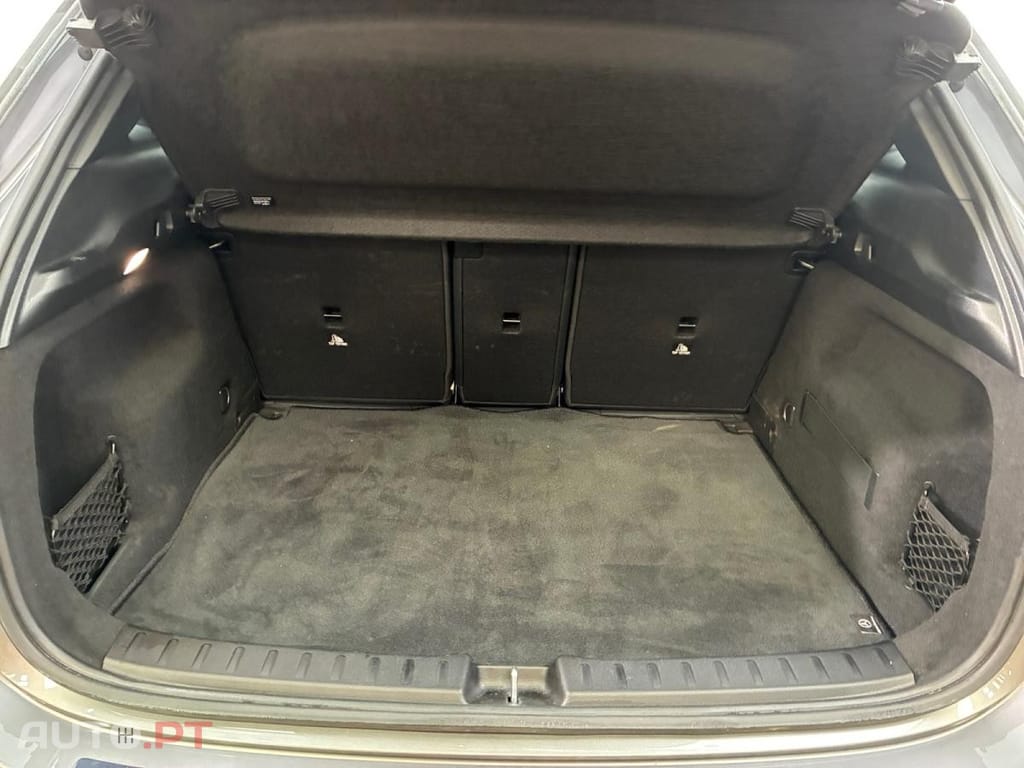 Mercedes-Benz GLA 250 e Business Line DCT