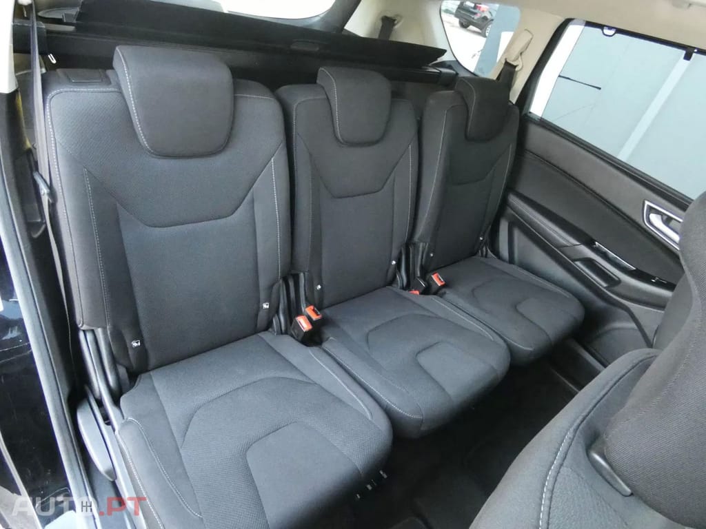 Ford S-Max 2.0 TDCi Titanium