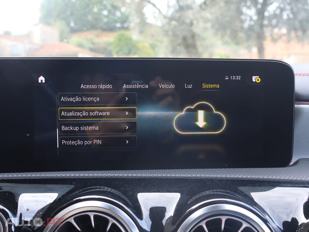 Mercedes-Benz CLA 180 d Shooting Brake AMG Premium Plus