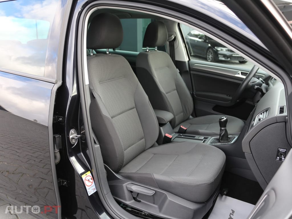 Volkswagen Golf 2.0 TDi Confortline