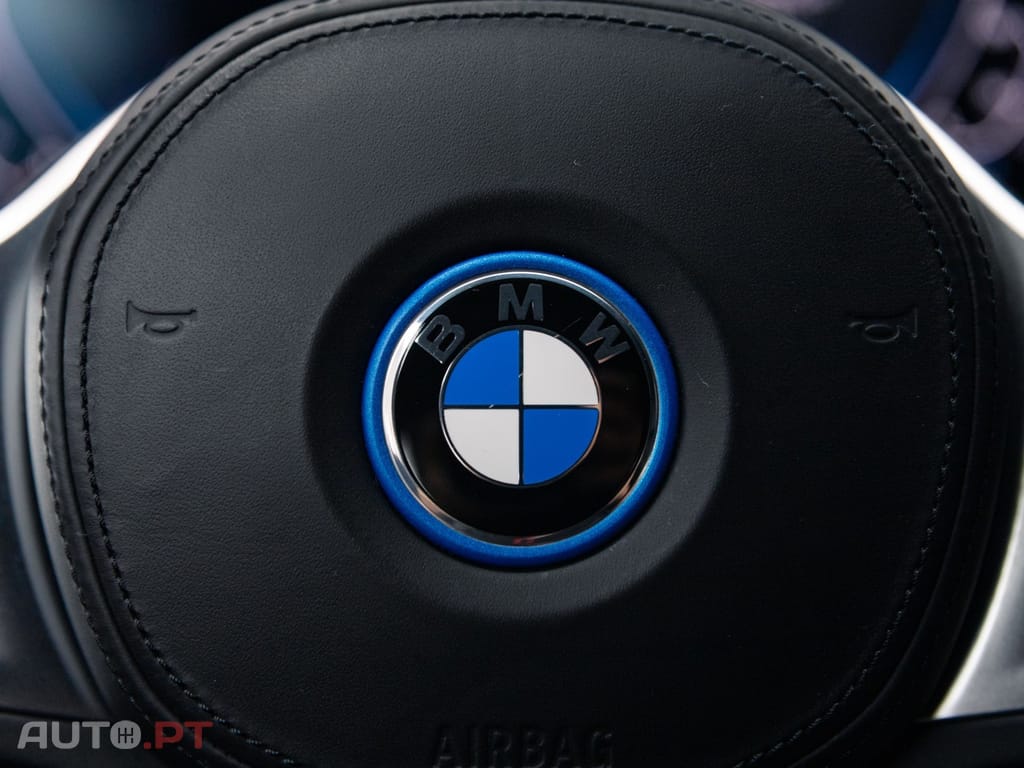 BMW 320 e Pack M Auto