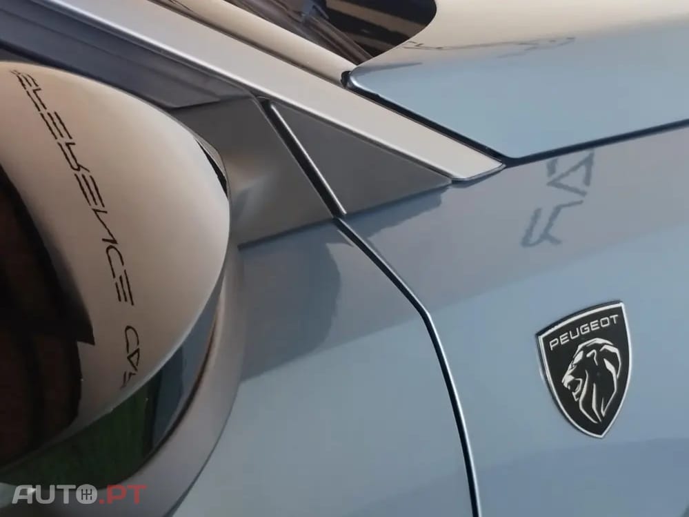 Peugeot E-5008 73 kWh GT