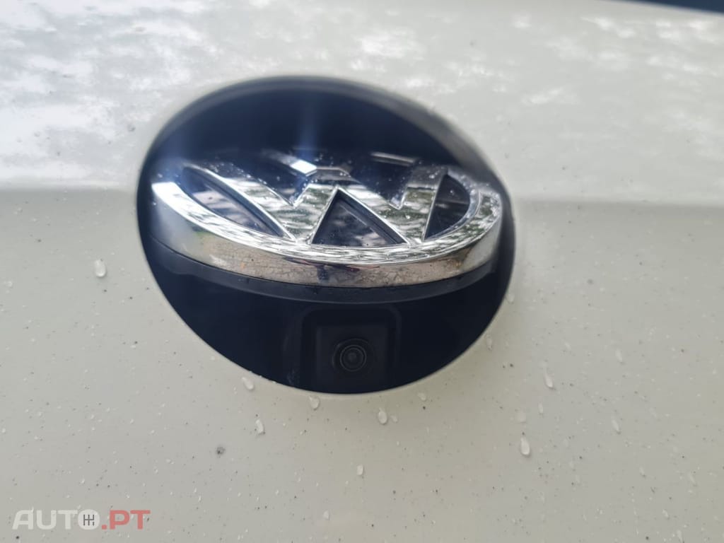 Volkswagen Golf 2.0 TSi R