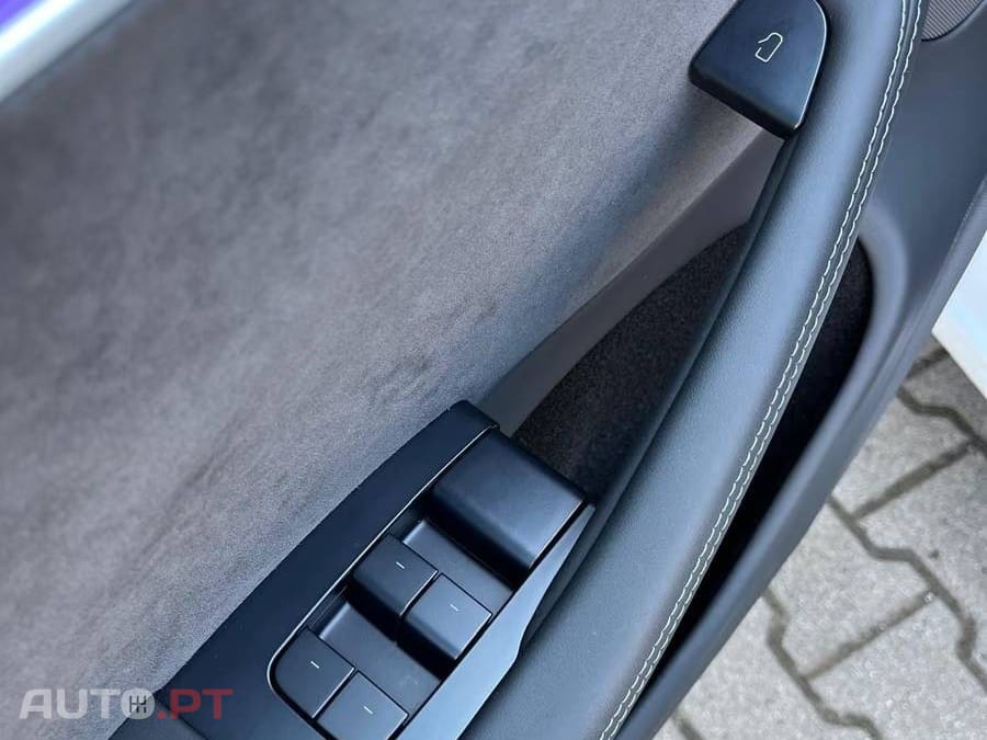 Tesla Model 3 Premium Long Range Dual AWD