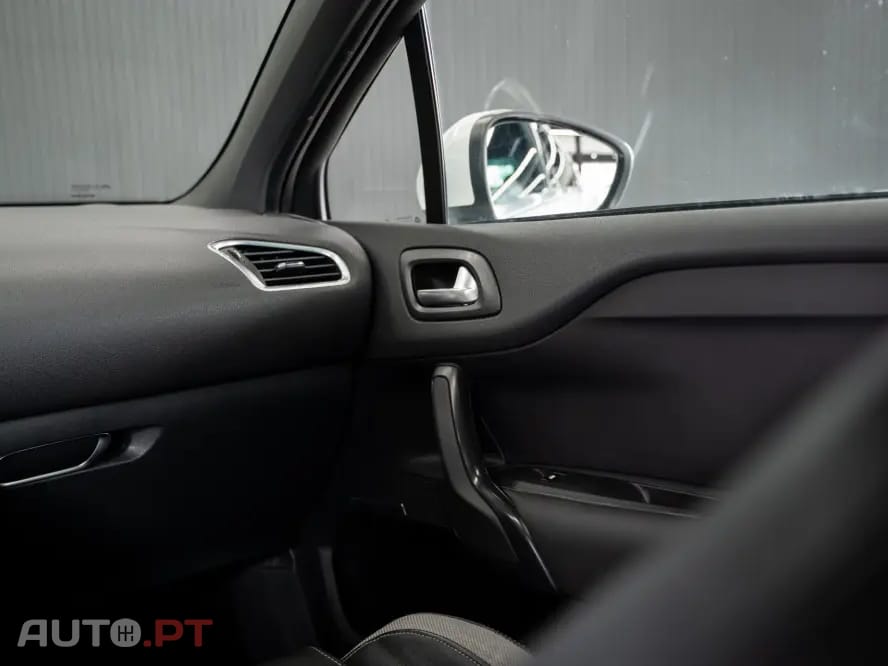 Citroen DS4 1.6 e-HDi So Chic CMP6