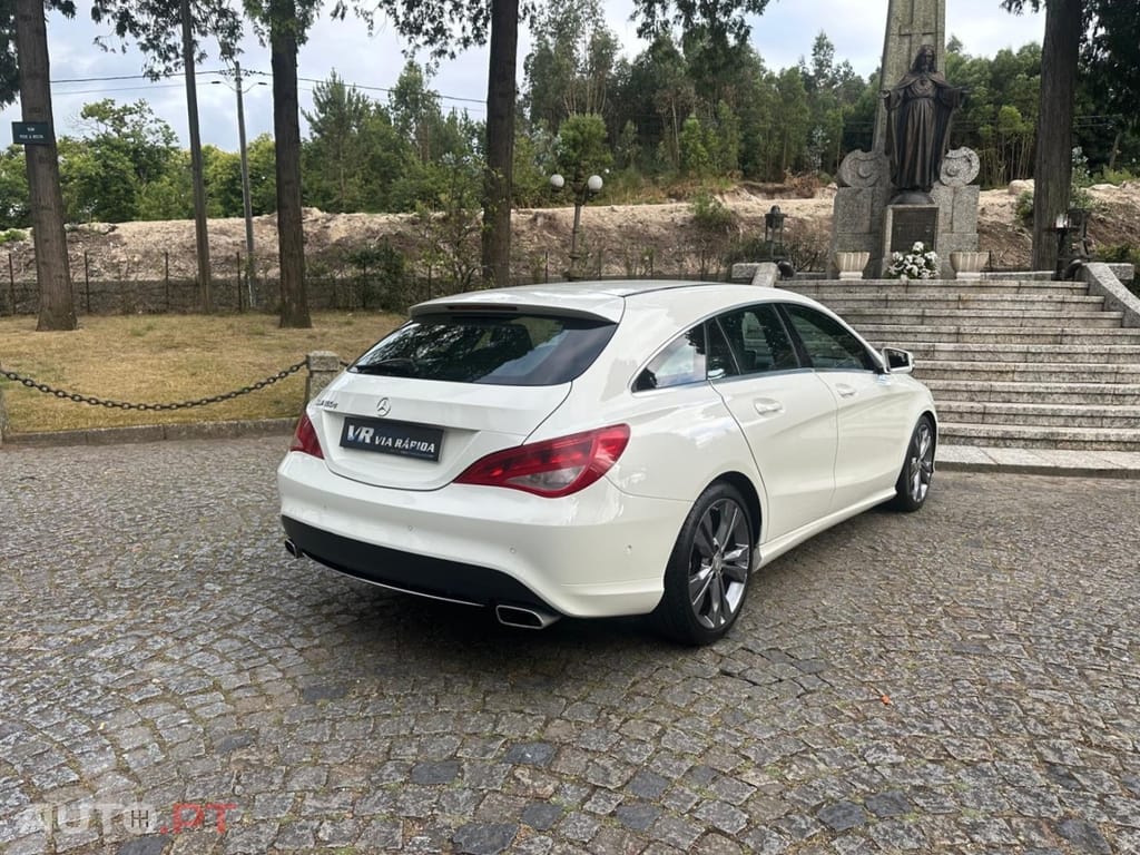Mercedes-Benz CLA 180 d Shooting Brake