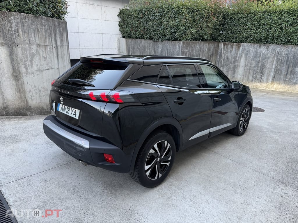 Peugeot 2008 1.5 BlueHDi Allure Pack
