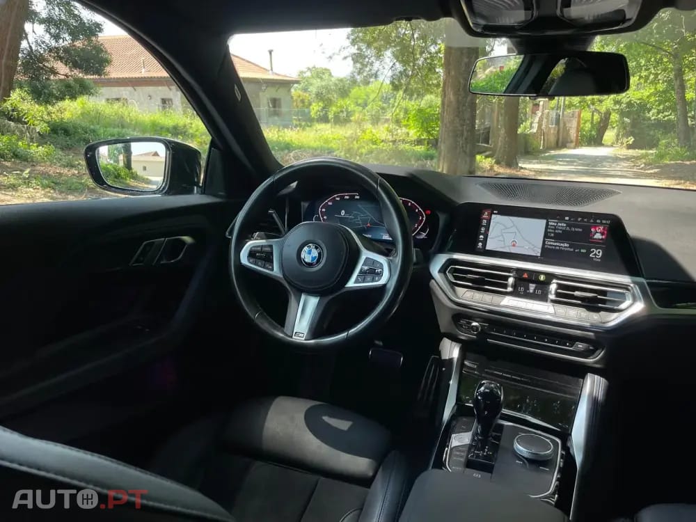 BMW 220 i Coupe Aut. M Sport