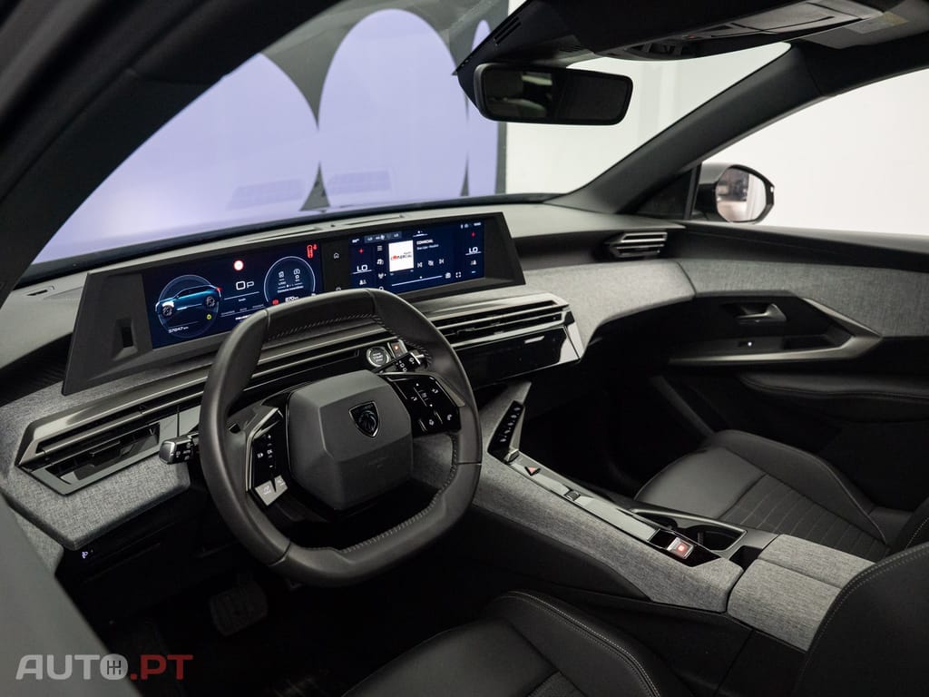 Peugeot 5008 1.2 Hybrid Allure e-DCS6