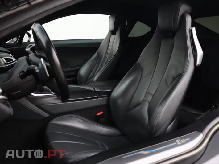 BMW i8 Coupé