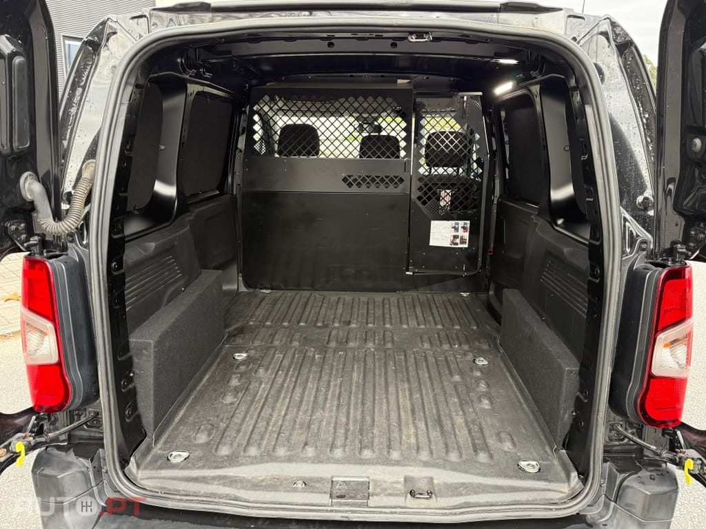 Citroen Berlingo 1.5 BlueHDi L2 EHZ EAT8