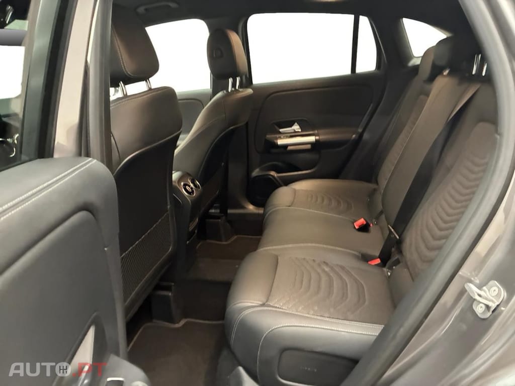 Mercedes-Benz GLA 250 e Business Line 8G-DCT