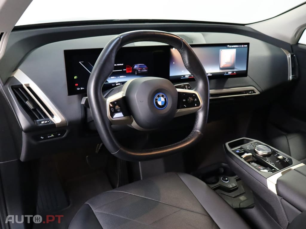 BMW iX xDrive40