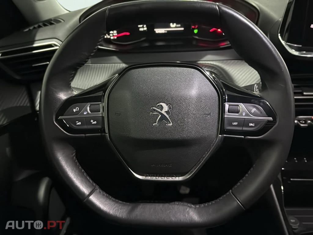 Peugeot 2008 1.2 PureTech Allure