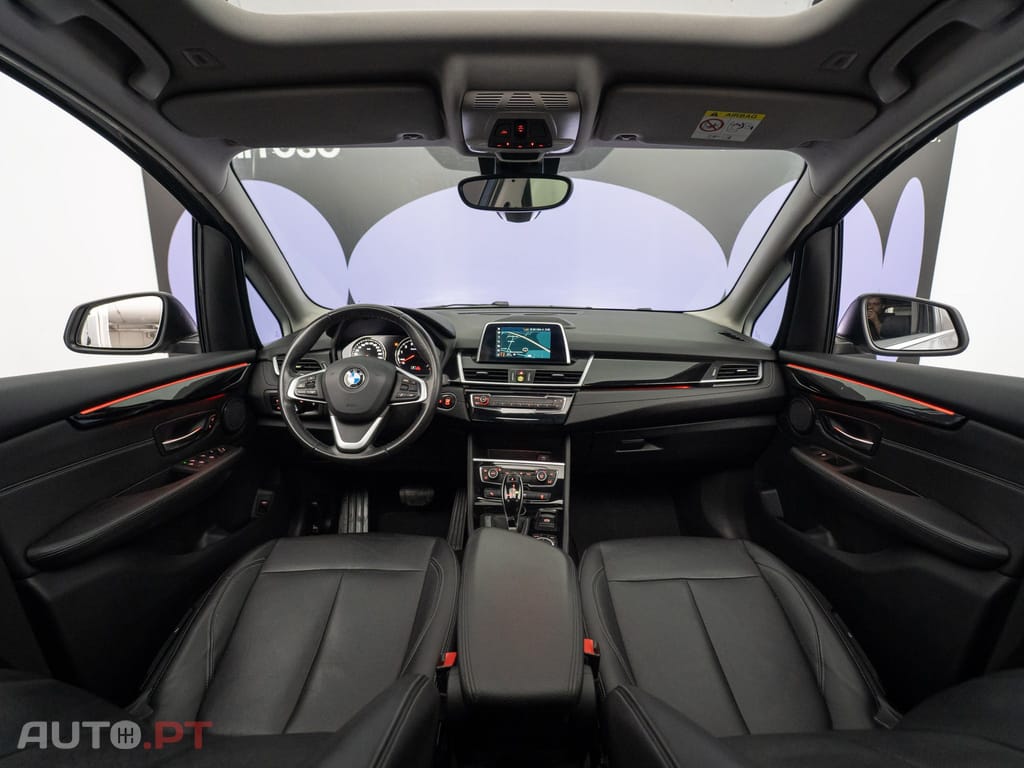 BMW 218 i 7L Line Luxury Auto